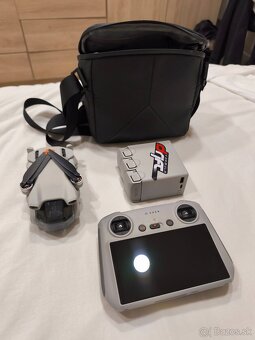 DJI Mini 3 Fly More Combo (DJI RC) (GL) - 6