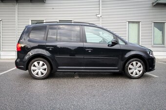 Volkswagen Touran 1.6 TDI Comfortline DSG - 6