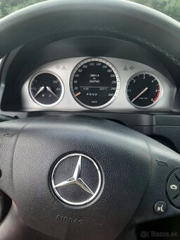 Mercedes Benz C200 - 6