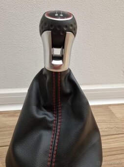 Kožená GTI radiaca paka - golfová loptička - 6