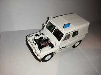 Kúpim ,,NEPOSKLADANÉ,, plastikové modely 1/35 - 6