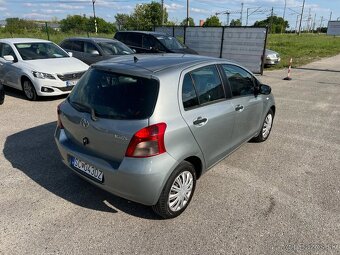 Toyota Yaris 1.3 benzín, 64kW, MT/5, rok:11.2007. - 6