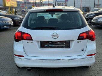 Opel Astra Sport Tourer ST 2.0 CDTI ECOTEC 165k Cosmo - 6