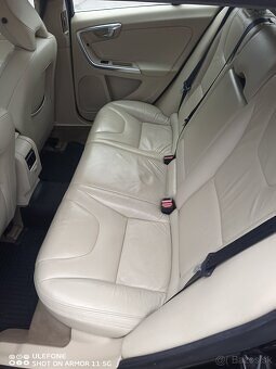 Volvo V60 2,4 D5 AWD - 6