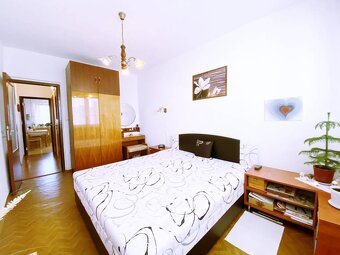 3 izbový byt na 3 poschodí s loggiou po rekonštrukcii, Konop - 6
