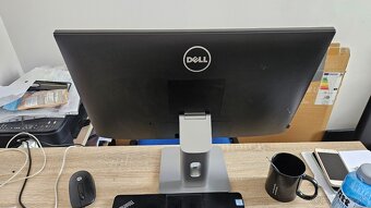 24 palcový Dell LCD monitor - HDMI + VGA - 6