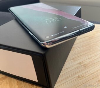 Samsung Galaxy S10 - 6