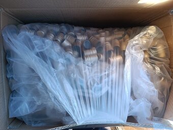 Zátky, štuple, šrobovací uzáver, termokapsle na flaše - 6