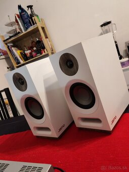 Jamo S803 štúdiové regály - 6