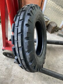Predám predné traktorové pneu 6,50-16 - 6