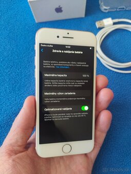 Apple iphone 8 64GB Gold - 6