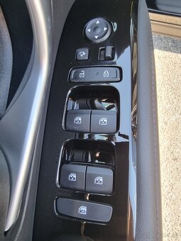 Hyundai Tucson 1.6 T-GDi Mild Hybrid 4x4 A/T za 25.990 € - 6