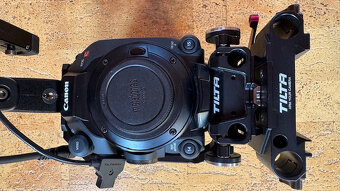 Canon EOS C300 Mark III - 6