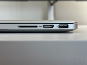 Predám MacBook Pro 2015 13” 256GB - 6