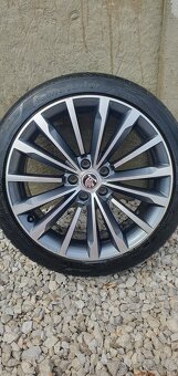 Superb 3 Trinity r19 - 6