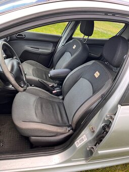 Peugeot 206 - 6