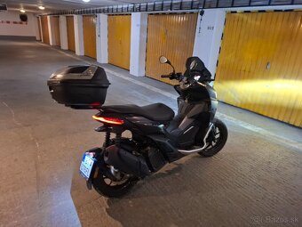 Aprilia sr gt 200 cierna - 6