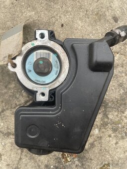 Predám: Servo čerpadlo Peugeot  / Citroën 2.0 HDi - 6