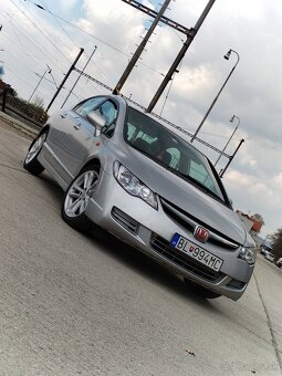 Honda Civic 8g automat americka verzia - 6