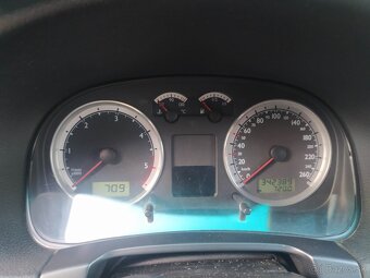 Volkswagen Bora 2001 - 6