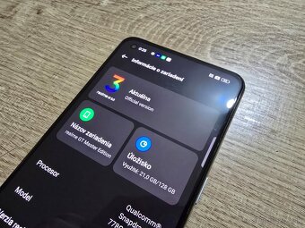 Realme gt master edition 128gb s krasnym 120Hz Oled displejo - 6