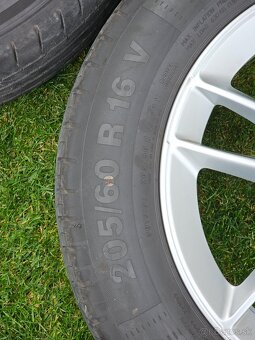 Mercedes 5x112 , 205/60 r16 letné - 6