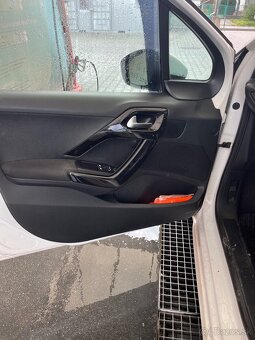 Predám Peugeot 208 1,4 Hdi 50 kw - 6
