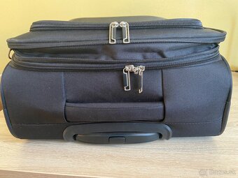 Malý cestovný kufor. - 6