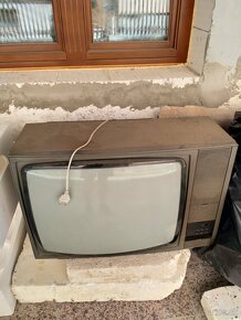 Dva retro televizory - 6