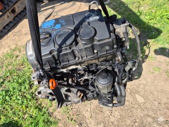 Predám motor 1.9tdi 77kw - - BLS - - - 6