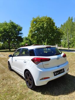 Hyundai i20 1.1 CRDi Comfort - 6