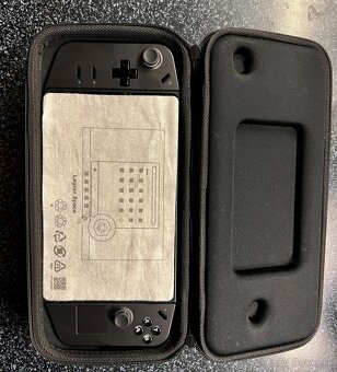 Lenovo Legion Go 512SSD - 6