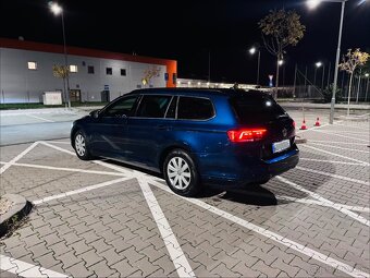 Volkswagen Passat Variant 2.0 TDI business DSG - 6