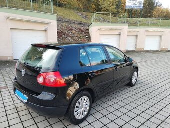 Volkswagen Golf 5 1.4i 55 kW COMFORLINE R. V. 2005 - 6