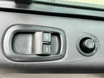 Ford Tourneo Custom 2.2 TDCI _ L2 _ 9 miest - 6