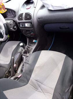 Peugeot206 - 6
