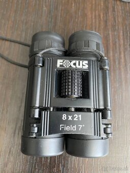 Nový ultra kompaktný binokulár Focus 8×21 Field 7
- 6