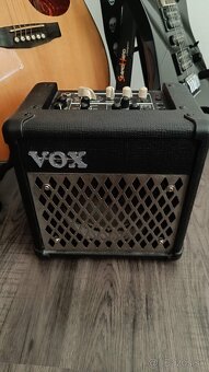 Predám gitarový set – Cort + Ibanez + Vox kombo + príslušens - 6