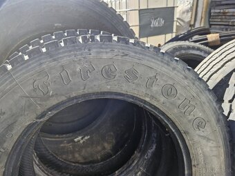 Pneu 245/70R19.5 - 6