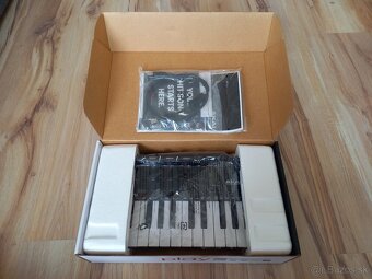 Akai MPK Mini PLAY MK3 MIDI keyboard - 6