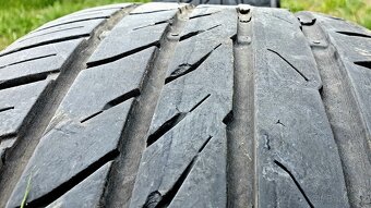 Elektrony s pneumatikami 215/55R17 - 6
