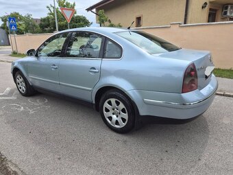 Predám Volkswagen Passat 5.5 1.9 TDI 96kw M6 r.v.2004 - 6