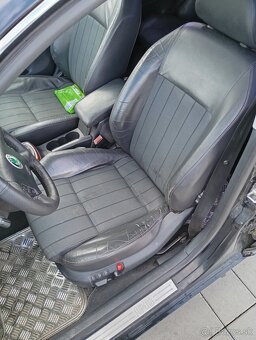 Škoda Superb 1.9 TDI Elegance – 130 kW, STK 6/2027 - 6