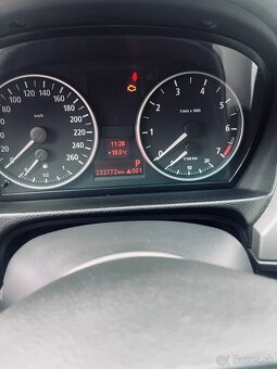 BMW e90 320i - 6