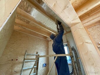 Striekaná PUR izolácia – profesionálne zateplenie so zárukou - 6