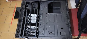 Predám skrinka FRACTAL Define R3 / TOP stav - 6