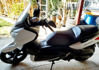 Yamaha xmax 125 - 6