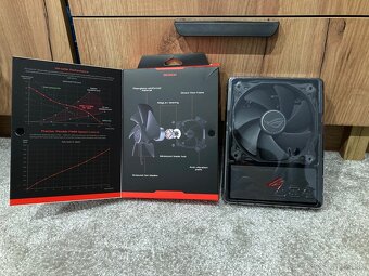 Predám PC ventilátory - Asus, Artic, Fractal - 6