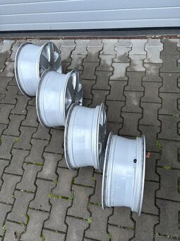 Hlinikové disky Citröen 16” - 6