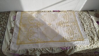 Vyšívané obrusy - 6